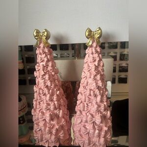 cupcakes & cashmere Pink and Gold Bow Trees